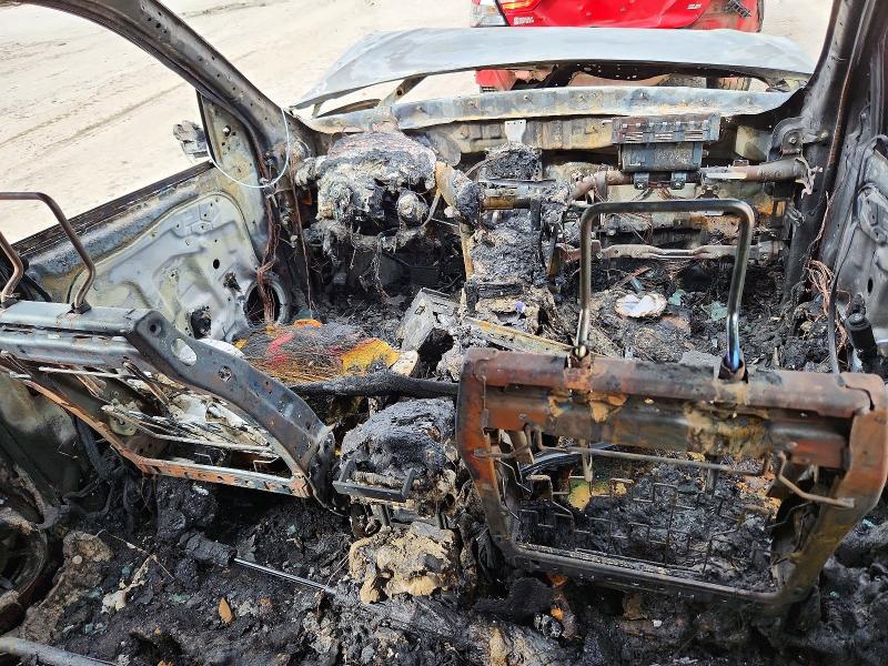 2011 Hyundai Santa fe VIN 5XYZG3AB0BG005250 COPART salvage auction — ENGINE BURN, FL - CERTIFICATE OF DESTRUCTION, sold $10 on 2026-07-17 (photo 8)