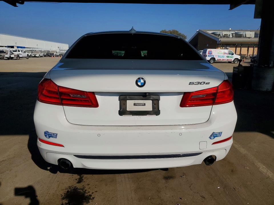 2018 BMW 5er VIN WBAJB1C57JB374801 COPART salvage auction — MINOR DENT/SCRATCHES, Mt - Dis/Dlr/Exp Only Clean Title, sold $7,200 on 2026-07-02 (photo 6)