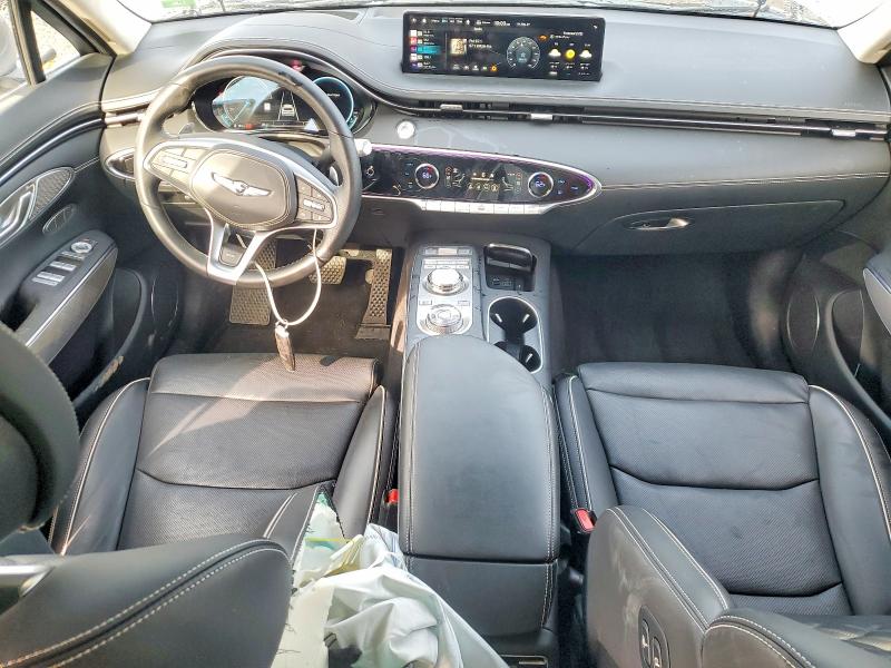 2023 Genesis Gv70 VIN 5NMMCET12PH000862 COPART salvage auction — SIDE, Md - Cert Of Salvage > 75% Damage, sold $14,100 on 2026-07-17 (photo 8)