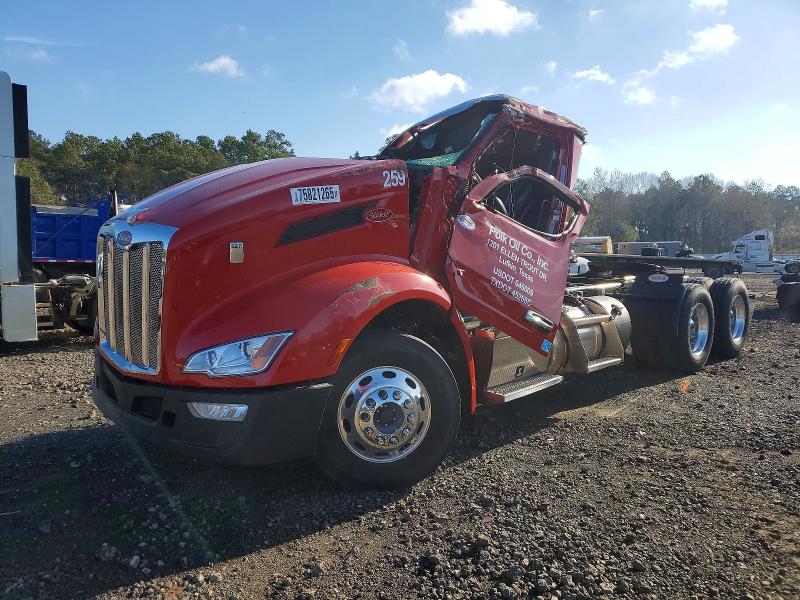 2026 Ptrb VIN 1XPBDP9X1TD782259 COPART salvage auction — ROLLOVER, TX - SALVAGE VEHICLE TITLE, sold $12,600 on 2026-08-06 (photo 2)