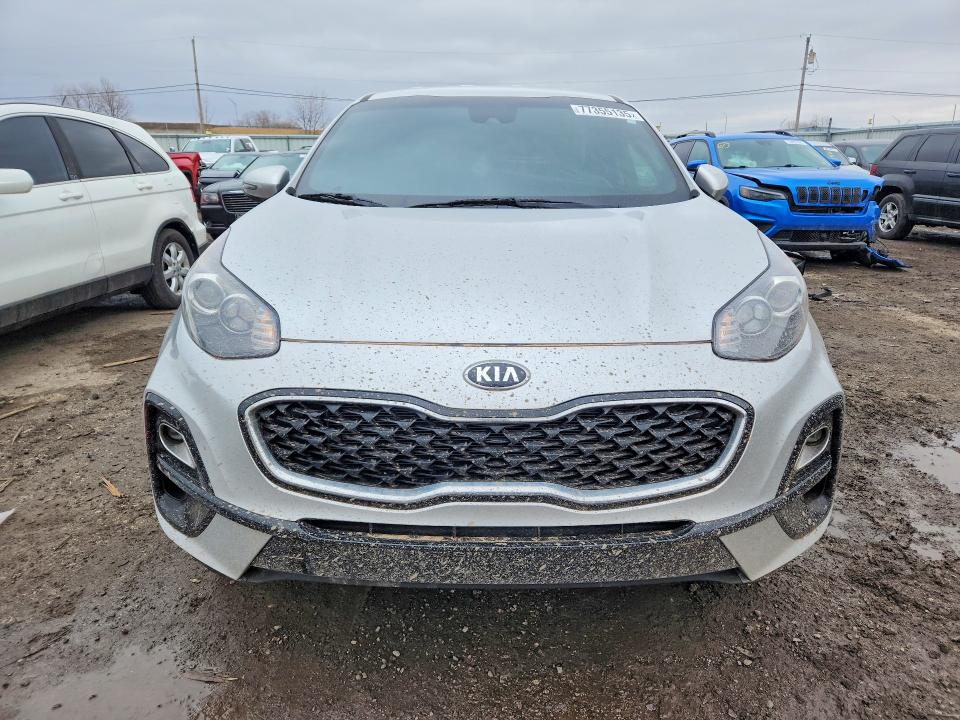 2022 Kia Sportage VIN KNDPMCAC0N7965047 COPART salvage auction — INTERIOR BURN, IN - CERT OF TITLE-SALVAGE TITLE, sold $3,900 on 2026-07-13 (photo 5)