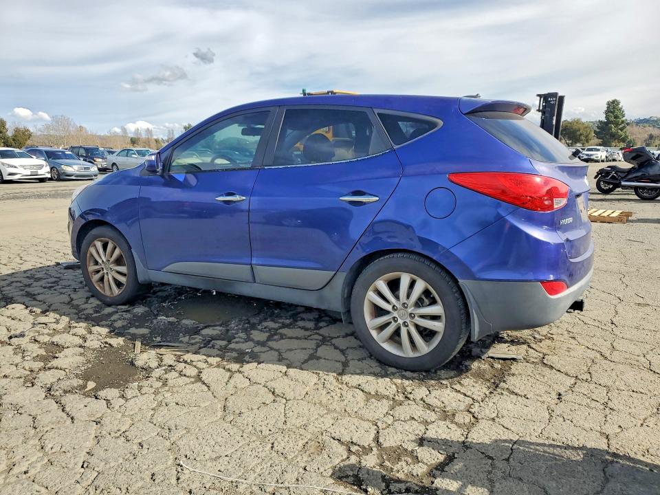 2010 Hyundai Tuson VIN KM8JU3AC0AU016028 COPART salvage auction — MINOR DENT/SCRATCHES, Ca - Salvage Acquisition Billofsale, sold $1,300 on 2026-07-31 (photo 2)