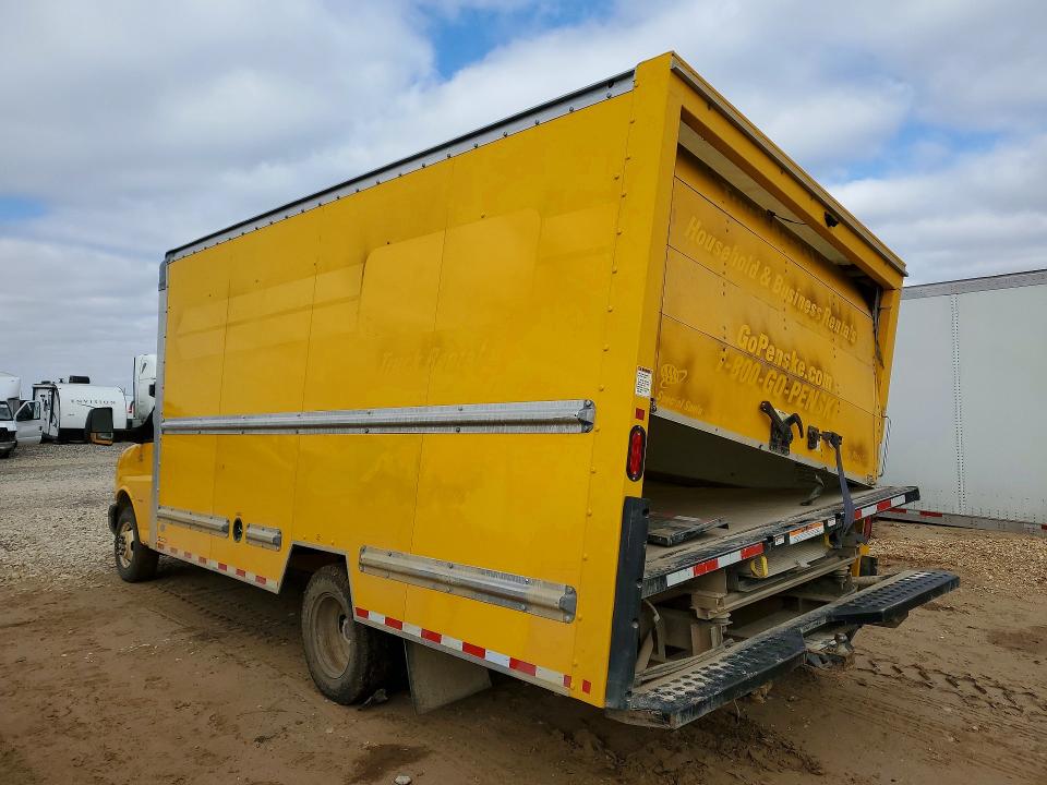 2023 Gmc Savana VIN 7GZ37TC71PN003802 COPART salvage auction — REAR END, AZ - CERT OF TITLE - SALVAGE, sold $5,400 on 2026-07-30 (photo 2)