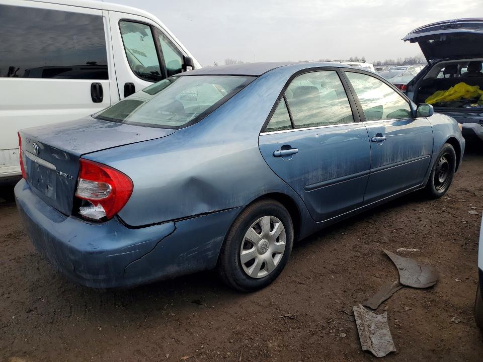 2004 Toyota Camry VIN 4T1BE30KX4U844442 COPART salvage auction — FRONT END, Il - Certificate Of Title, sold $425 on 2026-07-09 (photo 3)