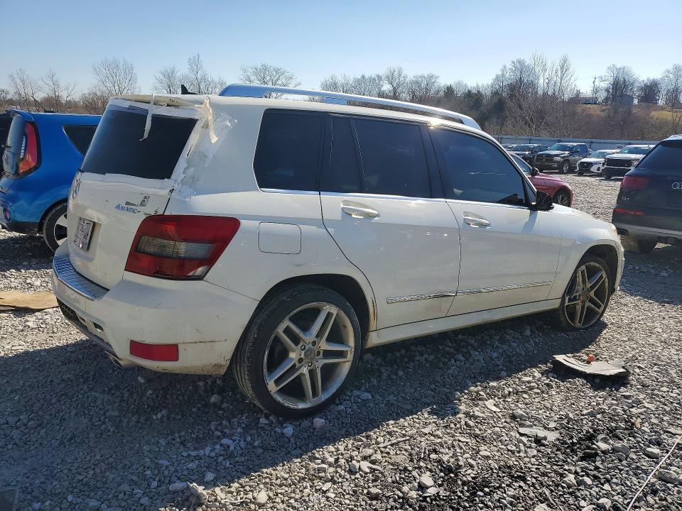 2011 Mercedes-benz Glk-class VIN WDCGG8HB5BF610422 COPART salvage auction — MINOR DENT/SCRATCHES, Fl - Certificate Of Title, sold $1,850 on 2026-07-31 (photo 3)