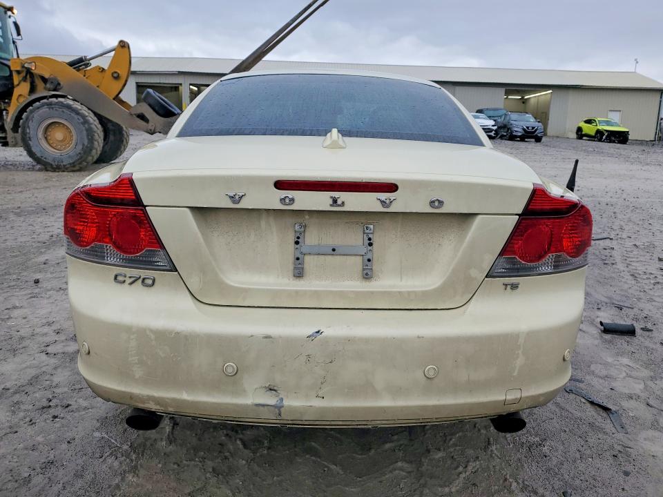 2010 Volvo C70 VIN YV1672MC9AJ092463 COPART salvage auction — FRONT END, Tn - Salvage Certificate, sold $525 on 2026-07-16 (photo 6)