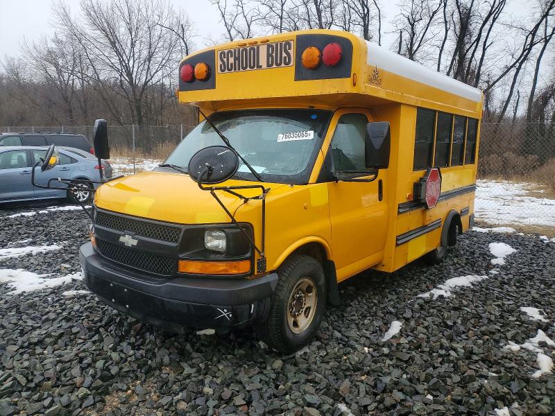 2009 Chevrolet Bus VIN 1GBHG31C381224253 COPART salvage auction — NORMAL WEAR, Ny - Certificate Of Title, sold $2,500 on 2026-07-07 (photo 2)