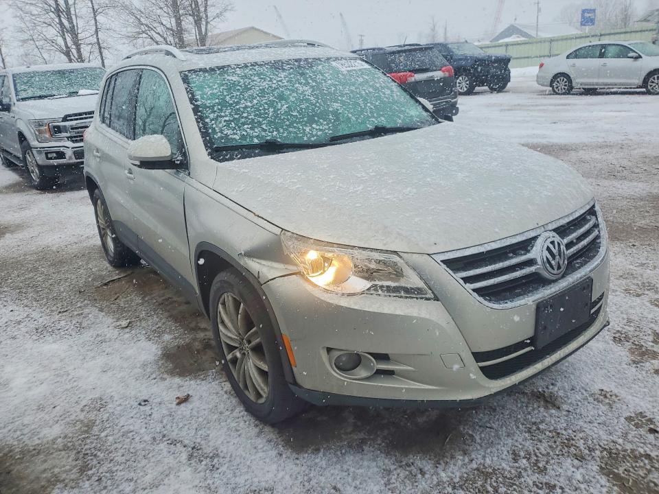 2011 Volkswagen Tiguan VIN WVGAV7AXXBW539831 COPART salvage auction — REAR END, Ny - Mv907A-Parts Only, sold $475 on 2026-07-15 (photo 4)