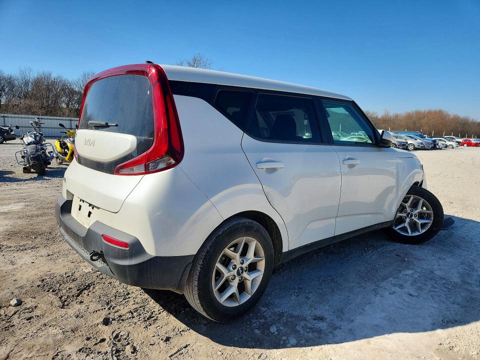 2022 Kia Soul VIN KNDJ23AU9N7180093 COPART salvage auction — FRONT END, Wv - Salvage Certificate, sold $3,200 on 2026-07-22 (photo 3)