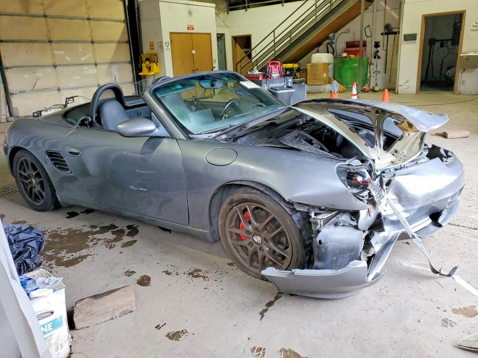 2003 Porsche Boxster VIN WP0CA29813U622764 COPART salvage auction — FRONT END, Wa - Vehicle Cert Of Ownership-Titl, sold $225 on 2026-09-25 (photo 4)