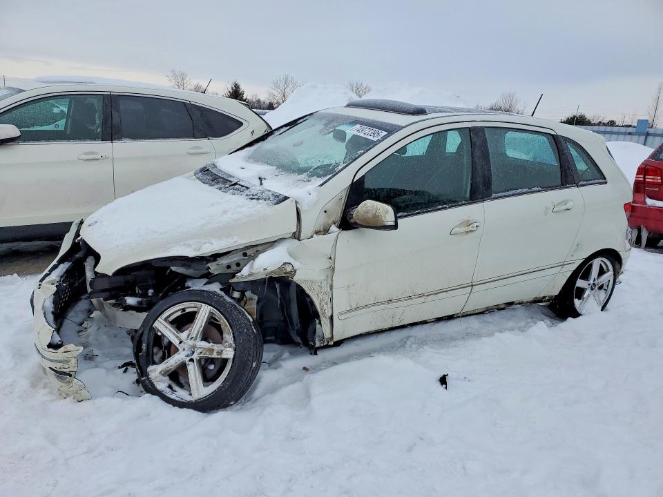 2010 Mercedes-benz B200 VIN WDDFH3EB2AJ566242 COPART salvage auction — UNDERCARRIAGE, On - Permit Salvage, sold $200 on 2026-07-07 (photo 1)