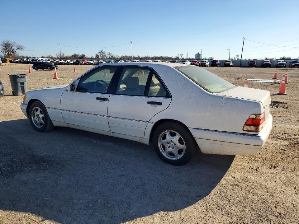 1999 Mercedes-benz S class VIN WDBGA32G9XA419734 COPART salvage auction — REAR END, TX - CERTIFICATE OF TITLE, sold $1,100 on 2026-07-29 (photo 2)