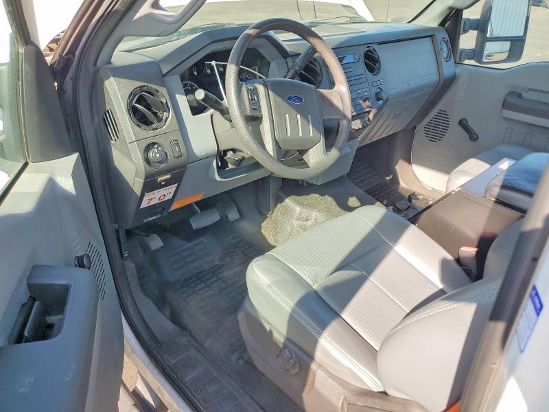 2013 Ford F-250 super duty VIN 1FTBF2A63DEB82095 COPART salvage auction — MINOR DENT/SCRATCHES, Ca - Dis/Dlr/Exp Only Clean Title, sold $7,600 on 2026-07-27 (photo 8)
