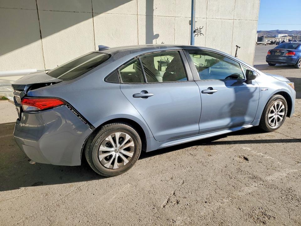 2021 Toyota Corolla VIN JTDEAMDE9MJ035264 COPART salvage auction — REAR END, TX - SALVAGE VEHICLE TITLE, sold $7,800 on 2026-07-31 (photo 3)