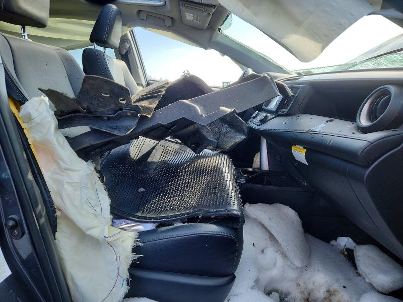 2016 Toyota Rav 4 VIN JTMDFREV6GD194268 COPART salvage auction — ROLLOVER, Id - Salvage Certificate Of Title, sold $2,650 on 2026-07-13 (photo 7)
