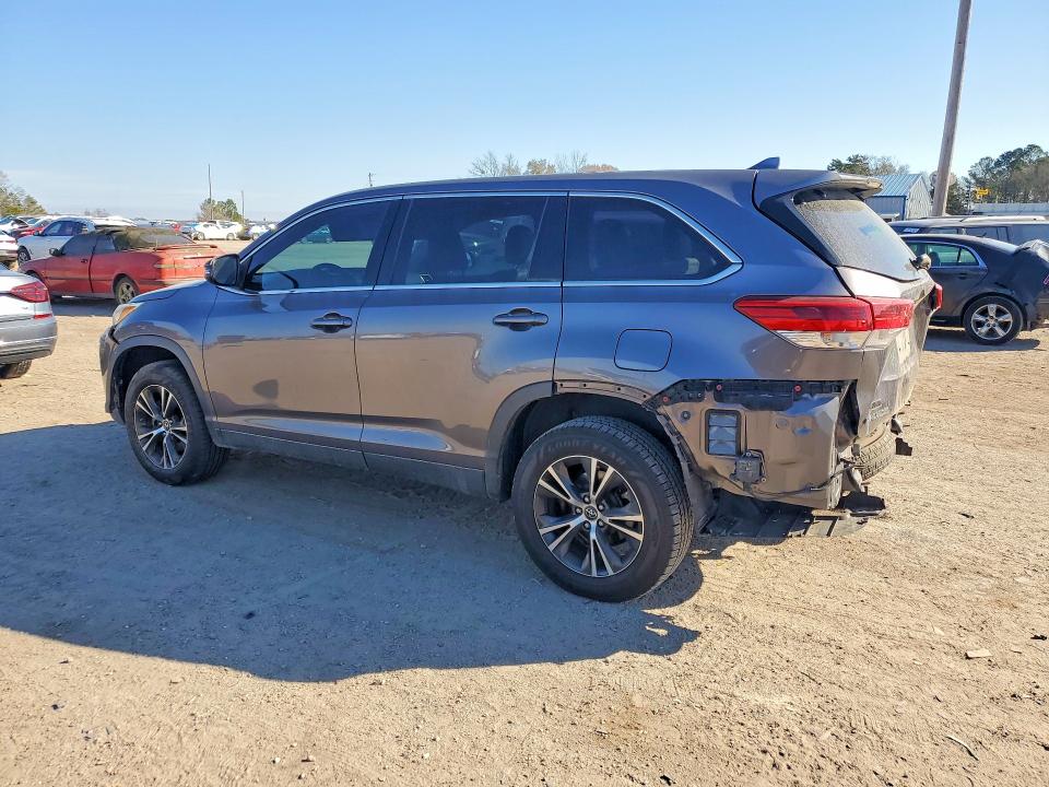 2019 Toyota Highlander VIN 5TDZZRFH1KS308518 COPART salvage auction — REAR END, AL - CERT OF TITLE-SALVAGE TITLE, sold $5,500 on 2026-07-23 (photo 2)