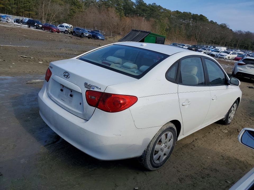 2008 Hyundai Elantra VIN KMHDU46D78U581617 COPART salvage auction — FRONT END, Md - Cert Of Salvage > 75% Damage, sold $450 on 2026-07-14 (photo 3)