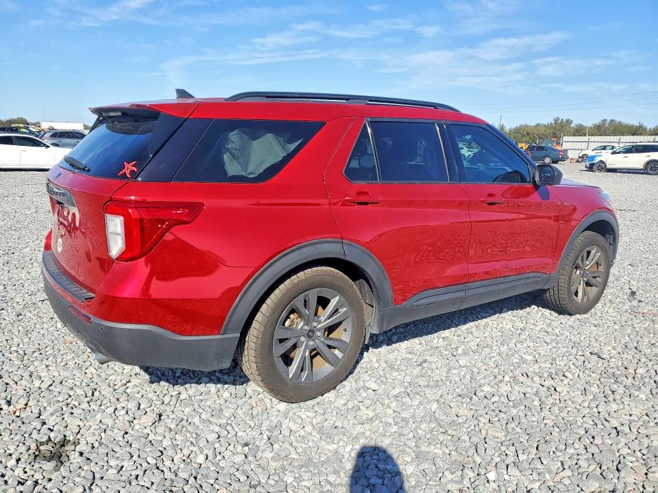 2021 Ford Explorer VIN 1FMSK7DH1MGA37787 COPART salvage auction — FRONT END, Fl - Certificate Of Destruction, sold $7,800 on 2026-07-09 (photo 3)