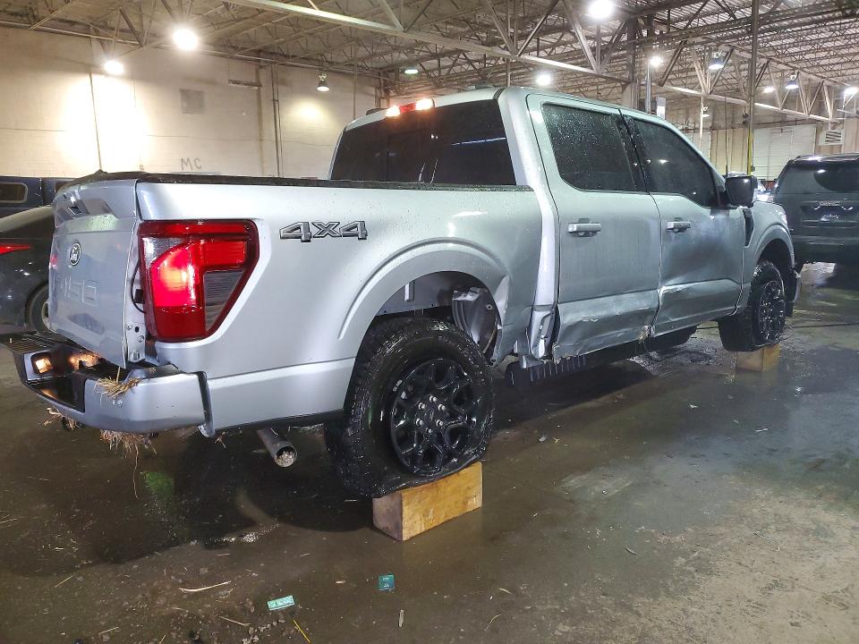 2025 Ford F-150 VIN 1FTEW3LP8SKD05249 COPART salvage auction — ROLLOVER, MI - CERTIFICATE OF TITLE, sold $13,000 on 2026-07-03 (photo 3)