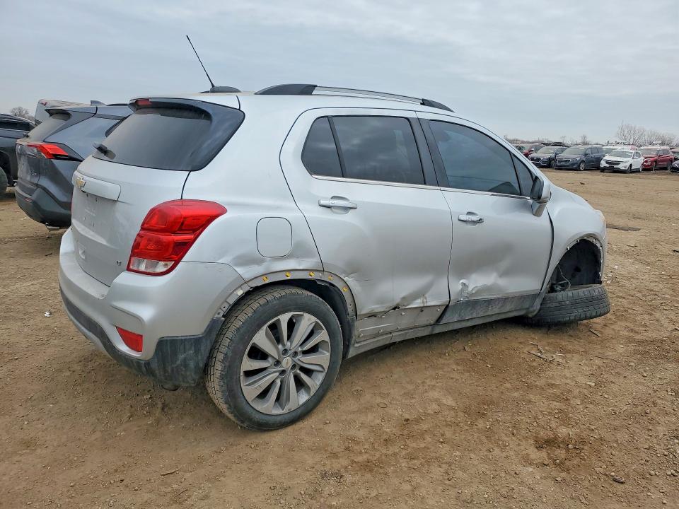 2018 Chevrolet Trax VIN KL7CJLSB5JB540568 COPART salvage auction — SIDE, IL - SALVAGE CERTIFICATE, sold $1,200 on 2026-07-09 (photo 3)