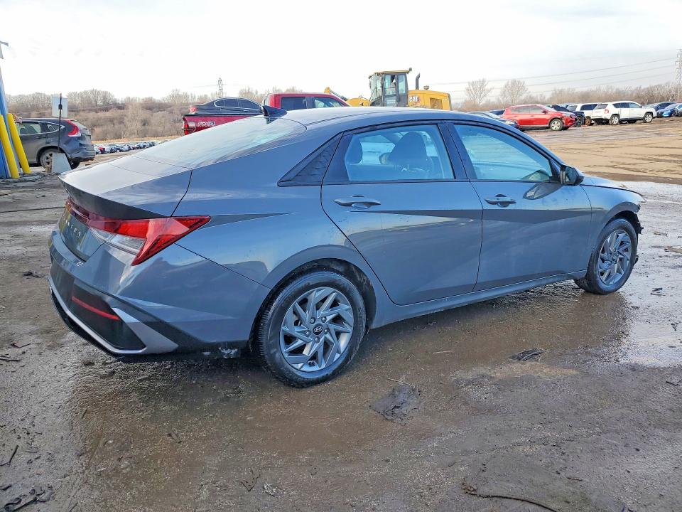 2024 Hyundai Elantra VIN KMHLM4DG0RU765131 COPART salvage auction — FRONT END, Il - Salvage Certificate, sold $6,100 on 2026-07-17 (photo 3)