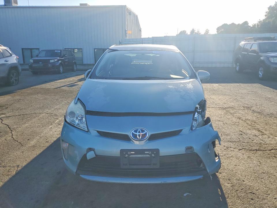 2014 Toyota Prius VIN JTDKN3DU9E1823732 COPART salvage auction — REAR END, Salvage Title, sold $1,250 on 2026-08-14 (photo 5)