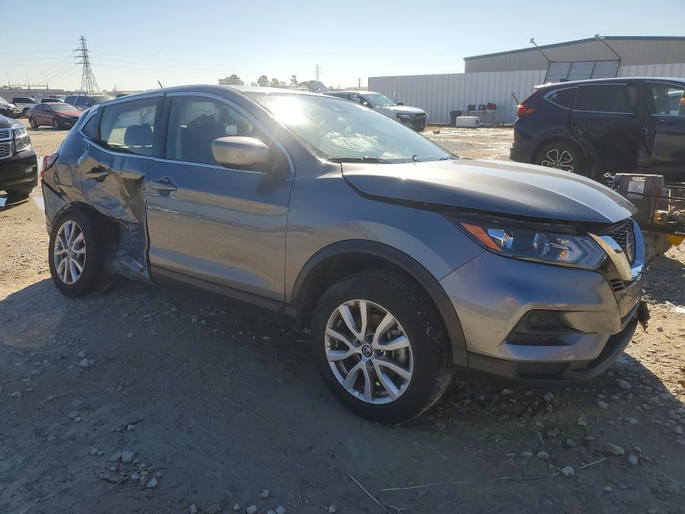 2022 Nissan Rogue sport VIN JN1BJ1AW4NW683813 COPART salvage auction — SIDE, Other, sold $400 on 2026-07-24 (photo 4)