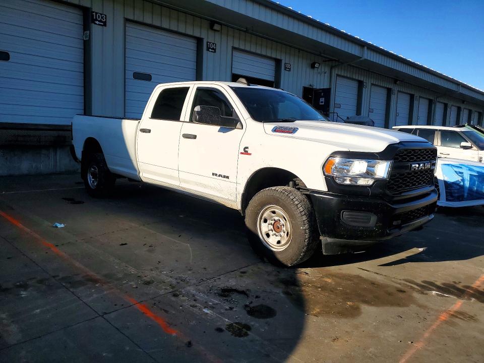 2019 Ram 2500 VIN 3C6UR5HL2KG548431 COPART salvage auction — MINOR DENT/SCRATCHES, Ky - Certificate Of Title, sold $10,100 on 2026-07-06 (photo 4)