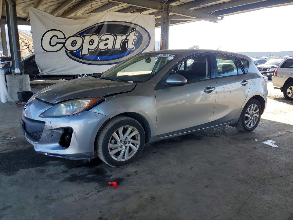 2013 Mazda 3 VIN JM1BL1LP2D1731365 COPART salvage auction — FRONT END, Salvage Title, sold $1,700 on 2026-07-09 (photo 1)