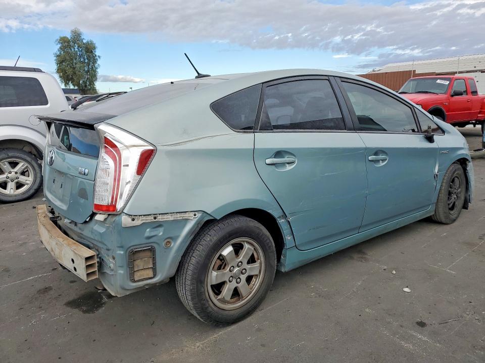 2015 Toyota Prius VIN JTDKN3DU5F1917382 COPART salvage auction — FRONT END, Nv - Salvage Title, sold $150 on 2026-07-22 (photo 3)