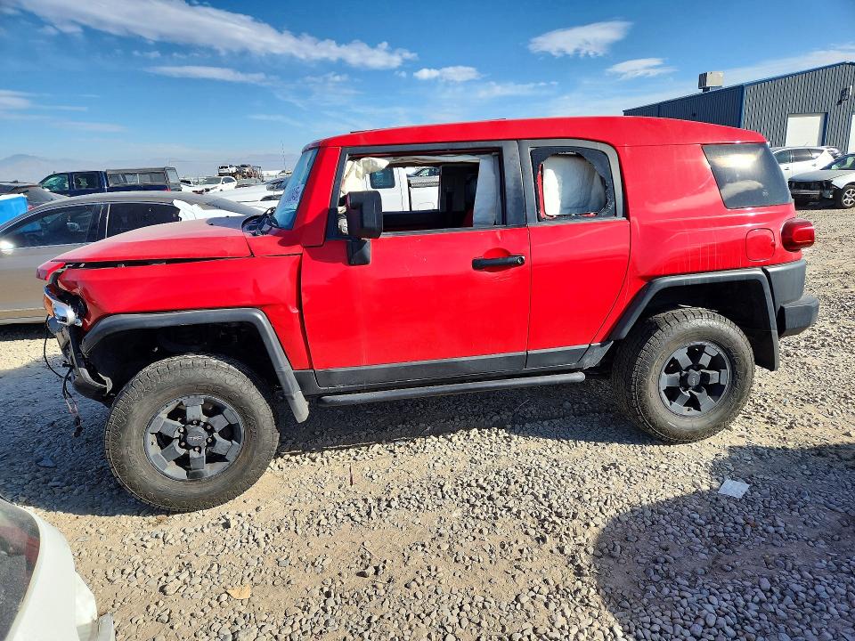 2012 Toyota Fj cruiser VIN JTEBU4BF6CK142489 COPART salvage auction — FRONT END, Ut - Salvage Certificate, sold $4,200 on 2026-07-24 (photo 1)