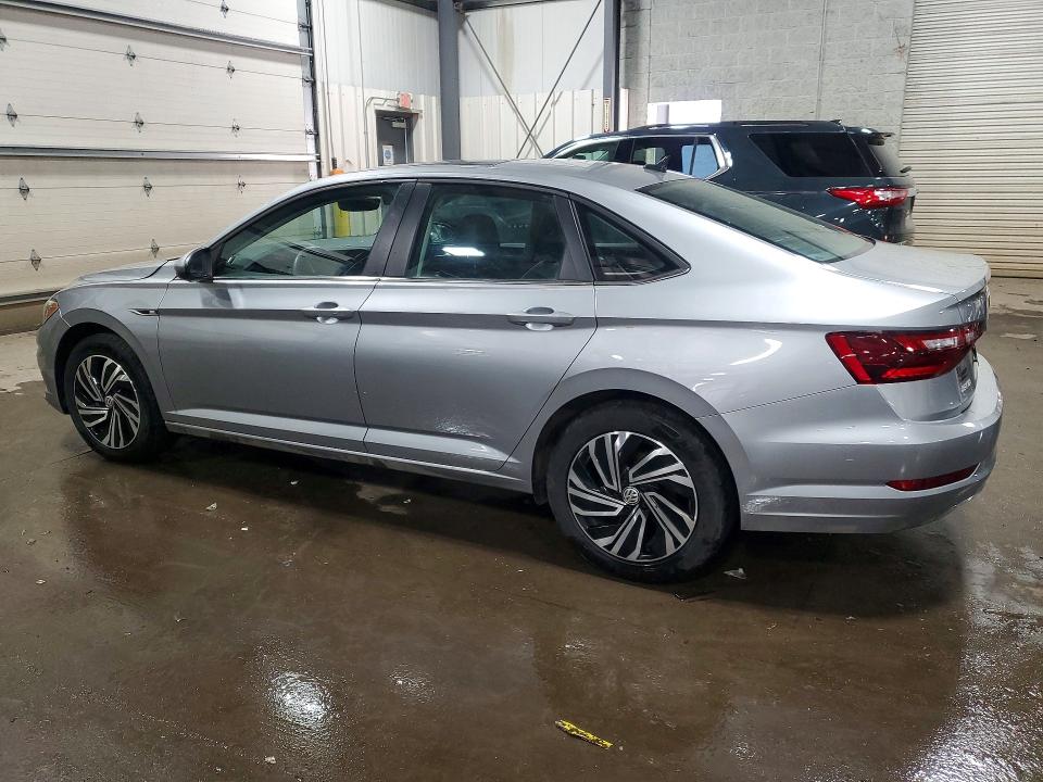 2021 Volkswagen Jetta VIN 3VWE57BU4MM069984 COPART salvage auction — FRONT END, MN - CERT OF TITLE-SALVAGE, sold $11,300 on 2026-07-02 (photo 2)