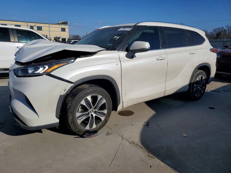 2020 Toyota Highlander VIN 5TDGZRAH4LS021836 COPART salvage auction — FRONT END, Tx - Salvage Vehicle Title, sold $12,400 on 2026-07-20 (photo 1)