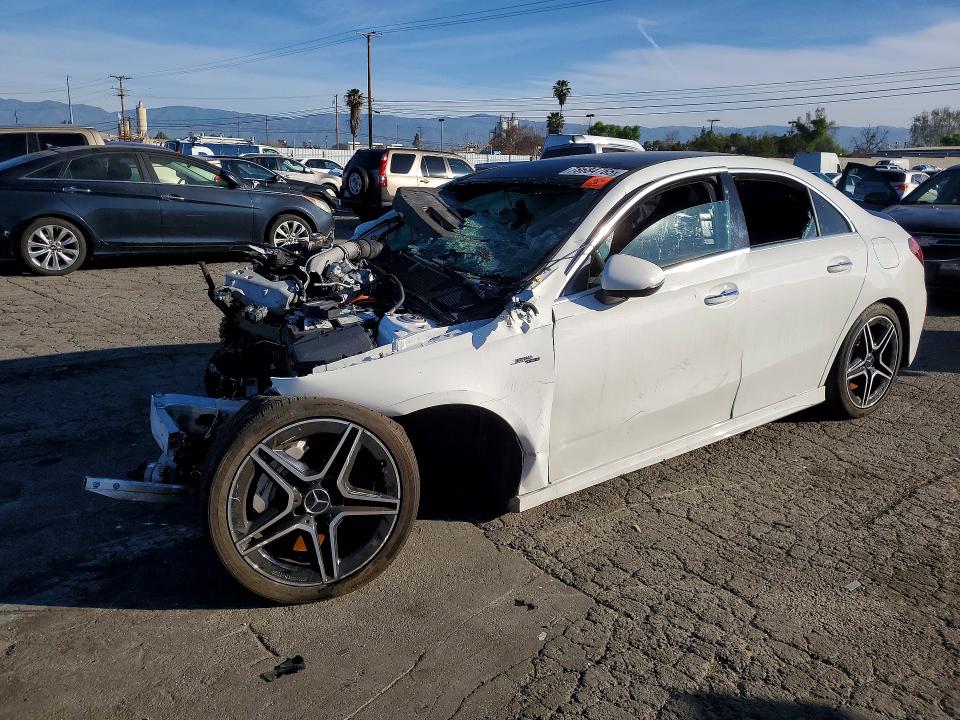 2021 Mercedes-benz A-klasse VIN W1K3G5BB0MJ321773 COPART salvage auction — FRONT END, Ca - Salvage Certificate, sold $825 on 2026-07-13 (photo 1)