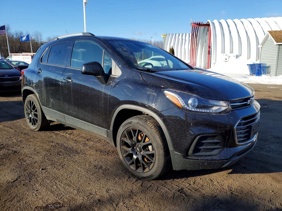 2022 Chevrolet Trax VIN KL7CJPSM1NB535897 COPART salvage auction — MINOR DENT/SCRATCHES, Ct - Certificate Of Title, sold $2,950 on 2026-07-31 (photo 4)