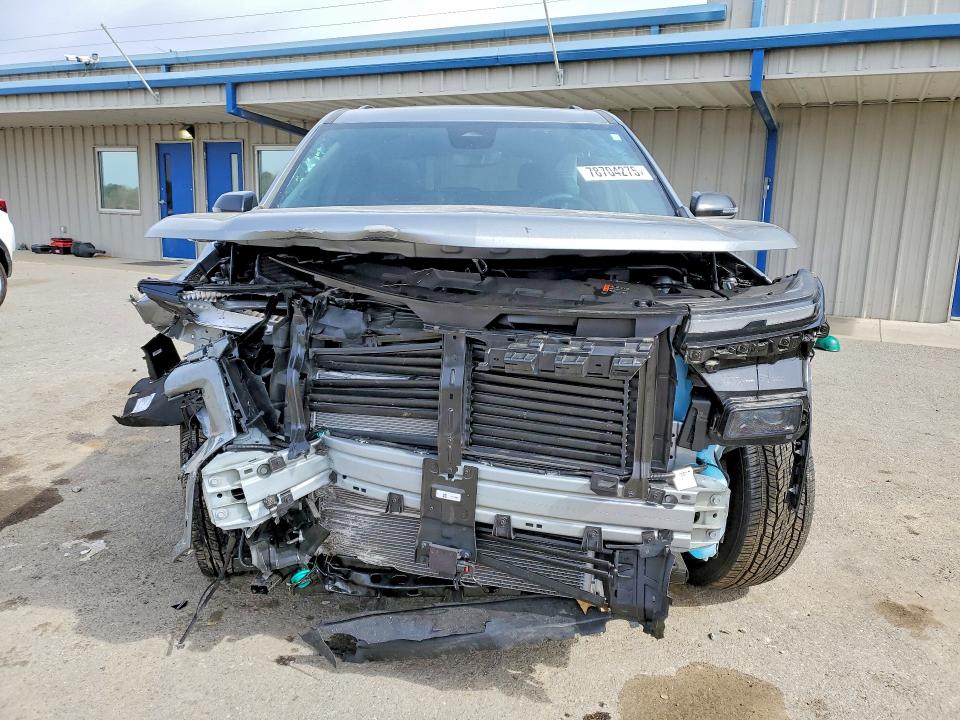 2025 Chevrolet Traverse VIN 1GNERKRSXSJ267811 COPART salvage auction — FRONT END, Salvage Title, sold $11,900 on 2026-09-03 (photo 5)