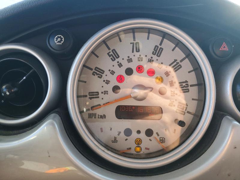 2005 Mini Cooper VIN WMWRE33495TD91552 COPART salvage auction — REAR END, Il - Salvage Certificate, sold $350 on 2026-07-02 (photo 9)