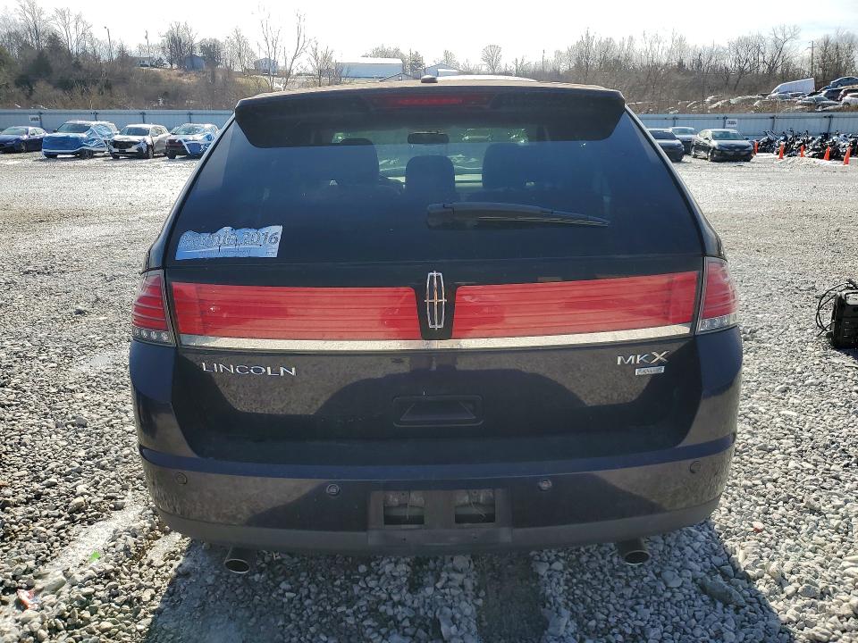 2007 Lincoln townhouse Mkx VIN 2LMDU88C07BJ31151 COPART salvage auction — FRONT END, TX - SALVAGE VEHICLE TITLE, sold $300 on 2026-07-02 (photo 6)