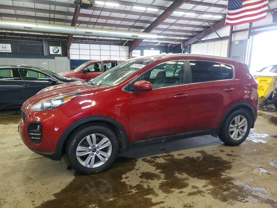 2017 Kia Sportage VIN KNDPMCAC9H7271798 COPART salvage auction — MINOR DENT/SCRATCHES, VT - CERTIFICATE OF TITLE, sold $6,500 on 2026-07-31 (photo 1)