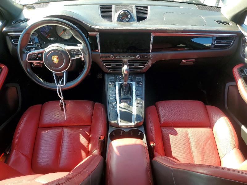 2021 Porsche Macan VIN WP1AB2A52MLB34421 COPART salvage auction — SIDE, Salvage Title, sold $16,900 on 2026-08-07 (photo 8)