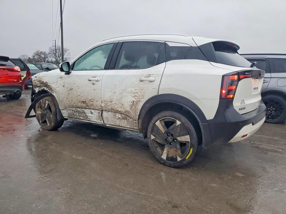 2025 Nissan Kicks VIN 3N8AP6DA4SL440660 COPART salvage auction — FRONT END, Tn - Certificate Of Title, sold $8,600 on 2026-07-06 (photo 2)