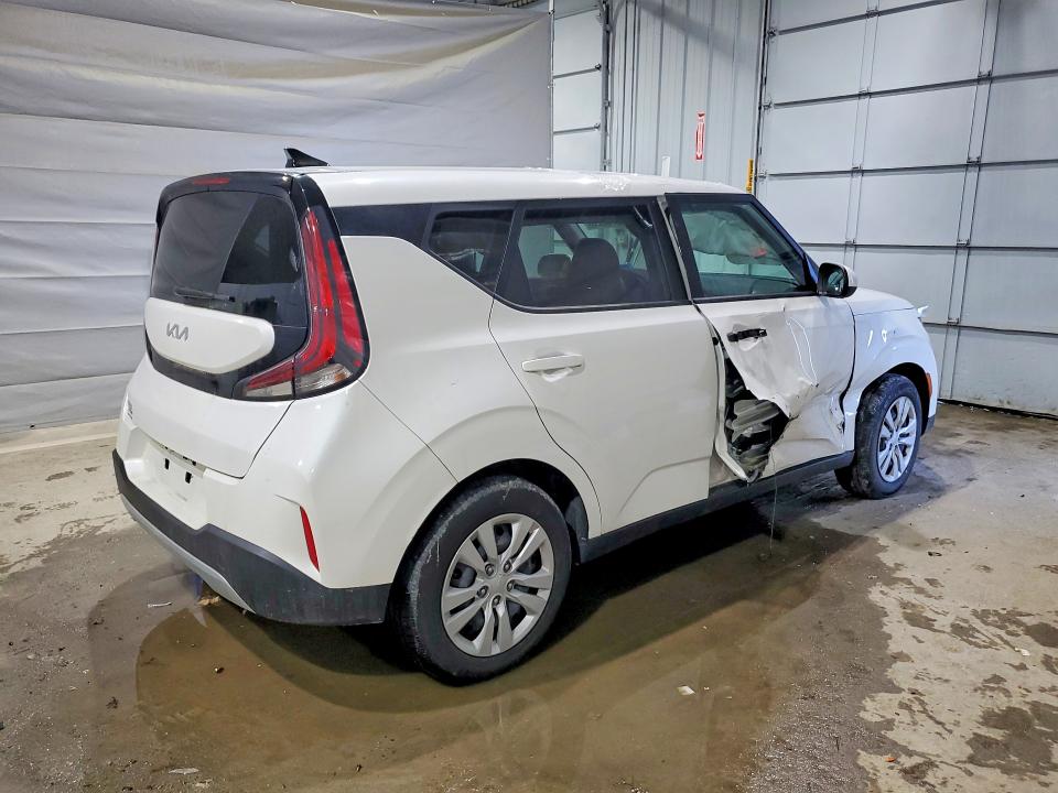2023 Kia Soul VIN KNDJ23AU9P7892848 COPART salvage auction — SIDE, Nh - Cert Of Title-Salvage, sold $4,900 on 2026-07-21 (photo 3)