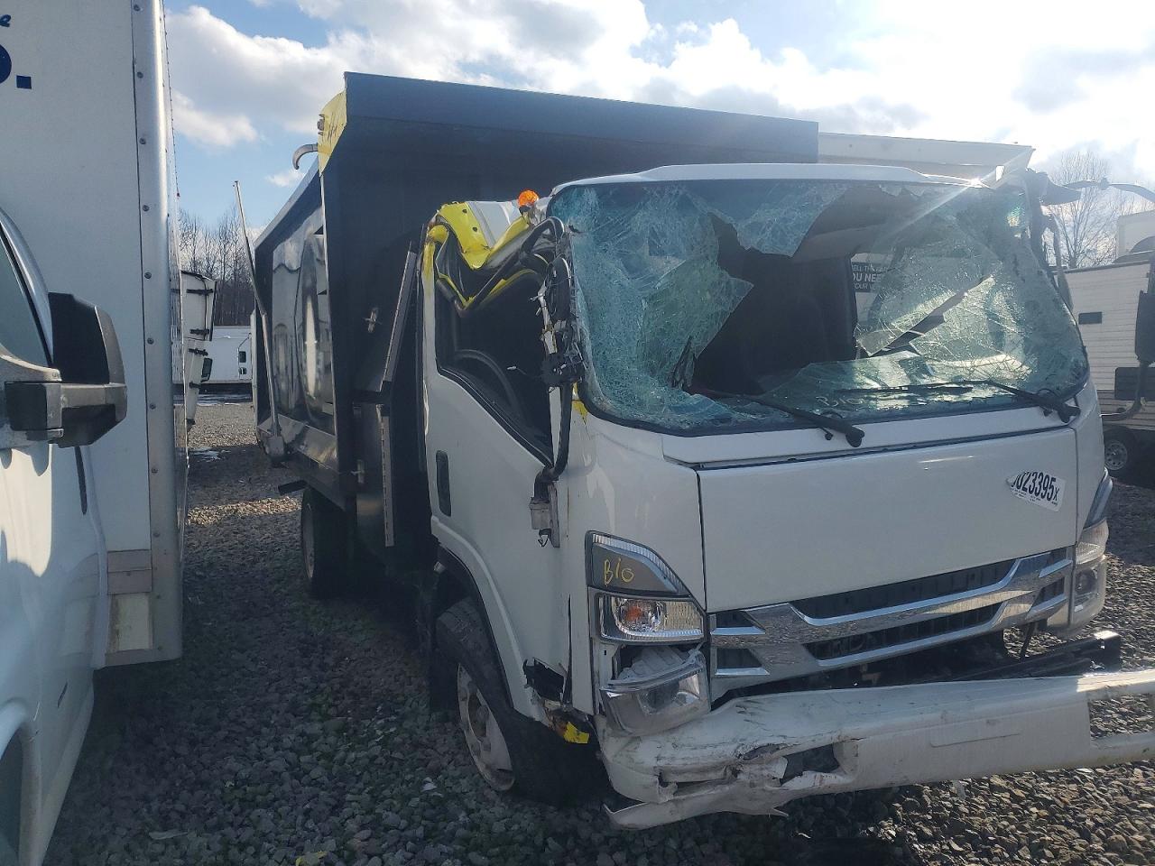 2024 Chevrolet 4500 VIN 54DCDW1D3RS205430 COPART salvage auction — Rollover, PA - CERTIFICATE OF SALVAGE, sold $5,100 on 2026-05-07 (photo 1)
