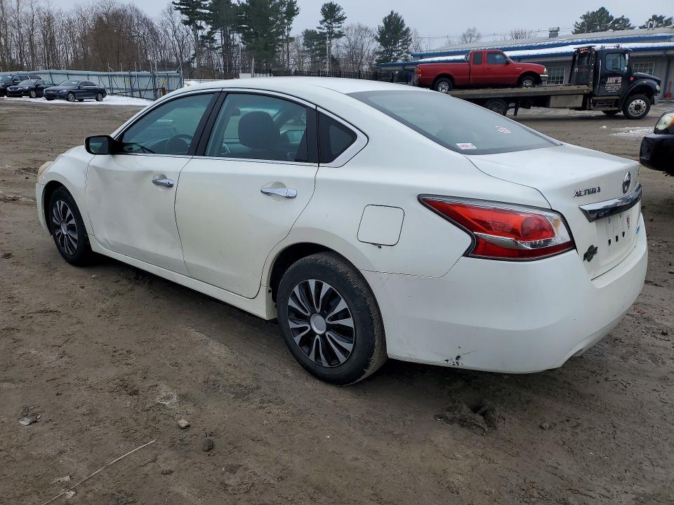 2014 Nissan Altima VIN 1N4AL3AP0EC405716 COPART salvage auction — FRONT END, MA - CERTIFICATE OF TITLE, sold $550 on 2026-07-09 (photo 2)