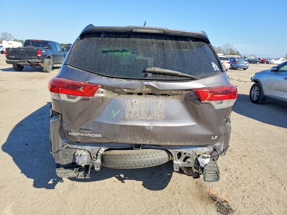 2019 Toyota Highlander VIN 5TDZZRFH1KS308518 COPART salvage auction — REAR END, AL - CERT OF TITLE-SALVAGE TITLE, sold $5,500 on 2026-07-23 (photo 6)