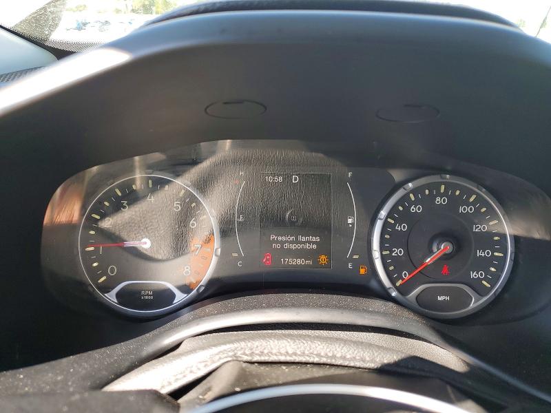 2015 Jeep Renegade VIN ZACCJABT2FPB37662 COPART salvage auction — SIDE, Fl - Cert Of Title Slvg Rebuildable, sold $1,600 on 2026-07-07 (photo 9)