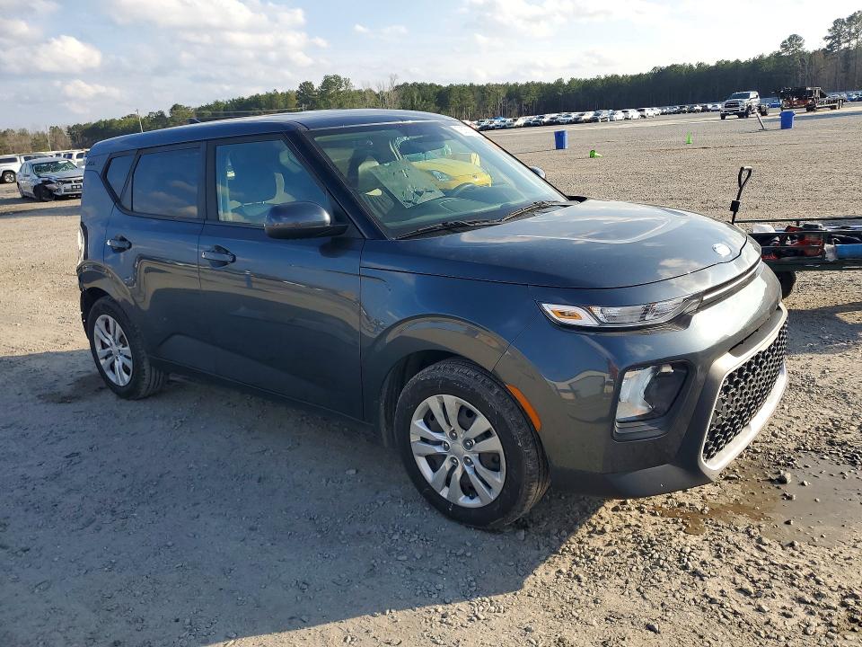 2020 Kia Soul VIN KNDJ23AU2L7117057 COPART salvage auction — REAR END, Nc - Salvage Certificate Of Title, sold $1,200 on 2026-07-27 (photo 4)