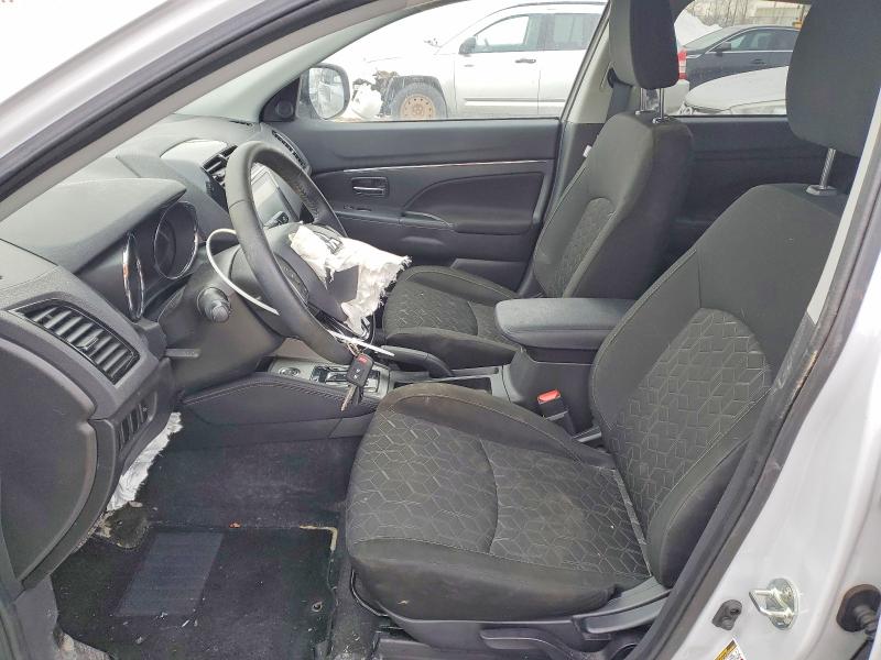 2023 Mitsubishi Outlander VIN JA4AJVAW4PU606917 COPART salvage auction — FRONT END, Qc - Gravement Accidente, sold $3,650 on 2026-07-07 (photo 7)