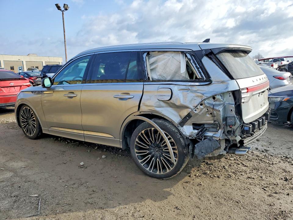 2023 Lincoln Aviator VIN 5LM5J9XC0PGL23725 COPART salvage auction — FRONT END, In - Cert Of Title-Salvage Title, sold $15,700 on 2026-07-28 (photo 2)