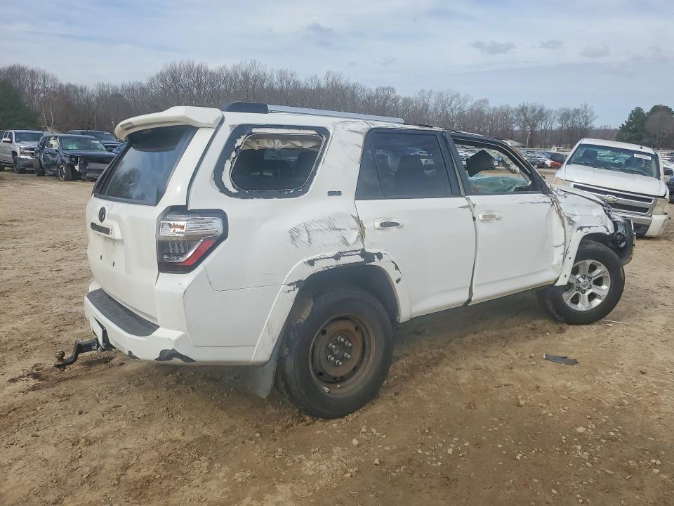 2021 Toyota 4runner VIN JTEEU5JR5M5249046 COPART salvage auction — ROLLOVER, Other, sold $3,850 on 2026-07-29 (photo 3)